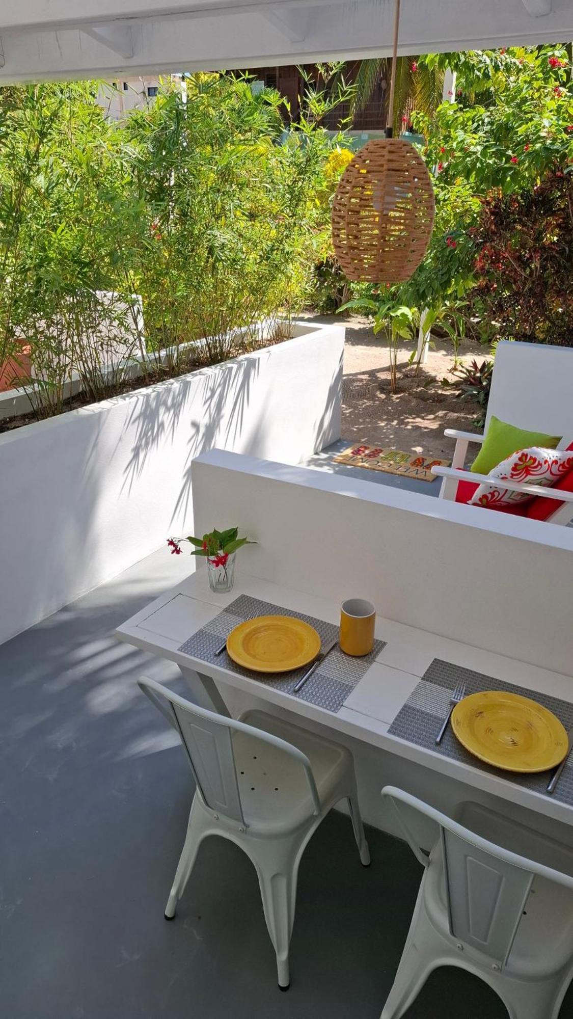 Amanda'S Place Green Studio - Pool And Tropical Garden Caye Caulker Exterior foto